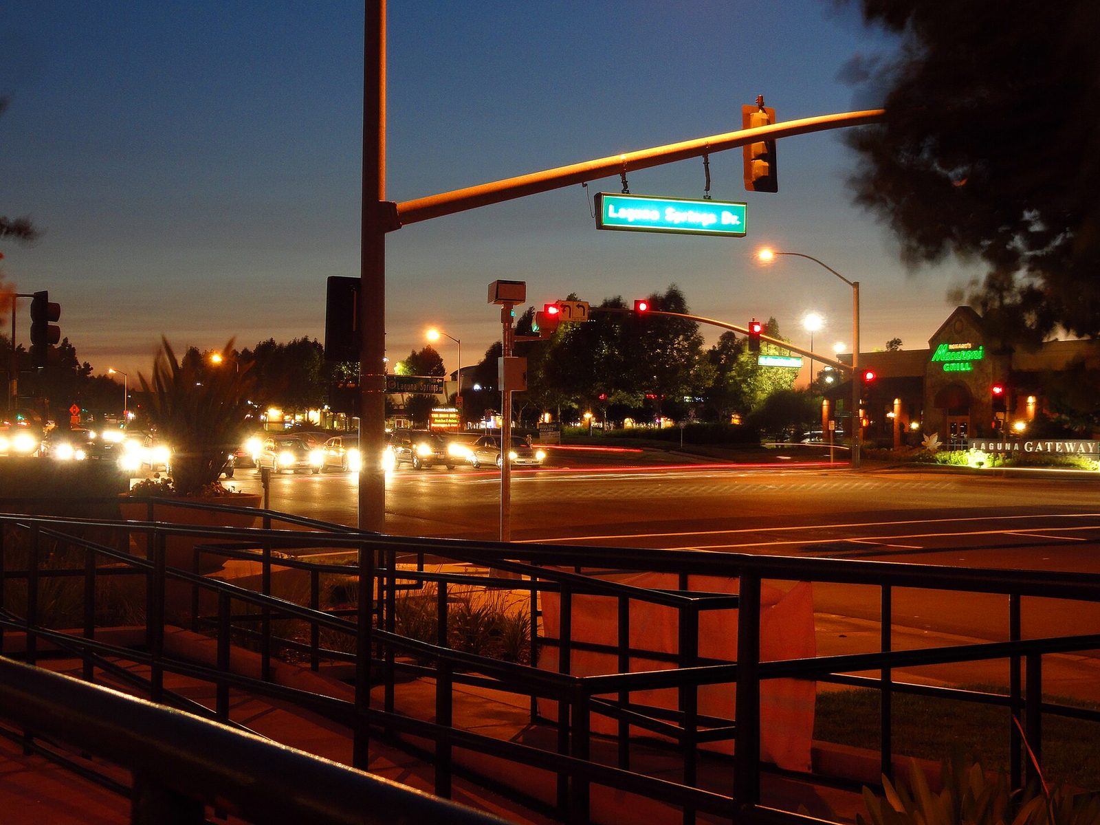 Elk Grove Commons